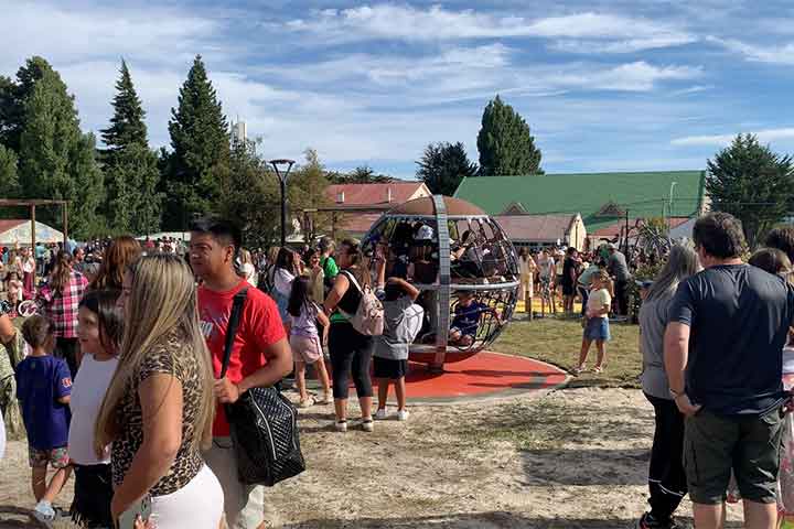 Juegos en Plaza del Cielo