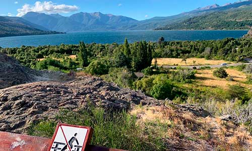 Vista desde el sendero al Lago Futalaufquen